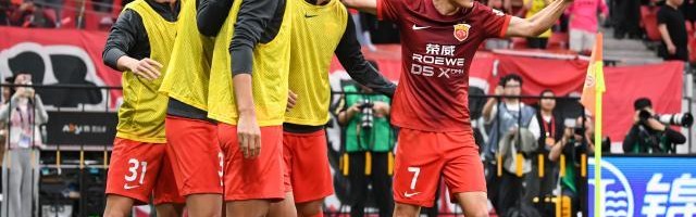 开云体育下载-回顾2024中超争冠战：领头羊换5次 曾各领跑14轮