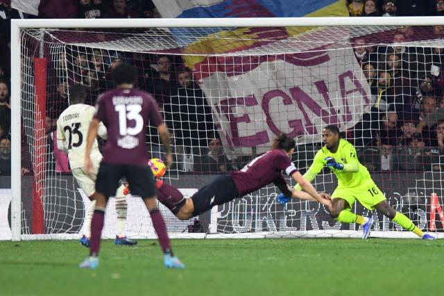 1645320578785078856.jpg Milan-Djuric-goal-Mike-Maignan.jpg